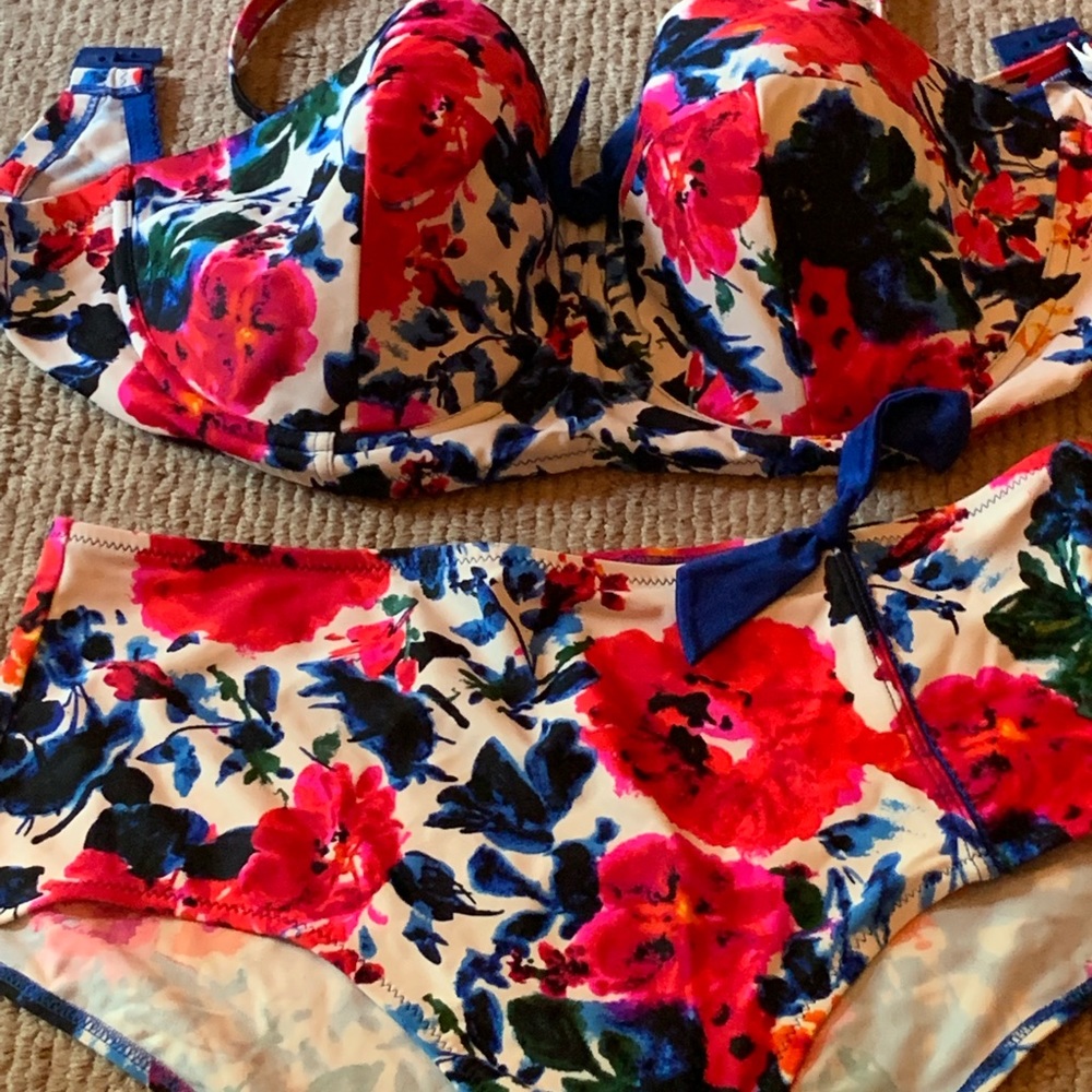 Two piece swimwear